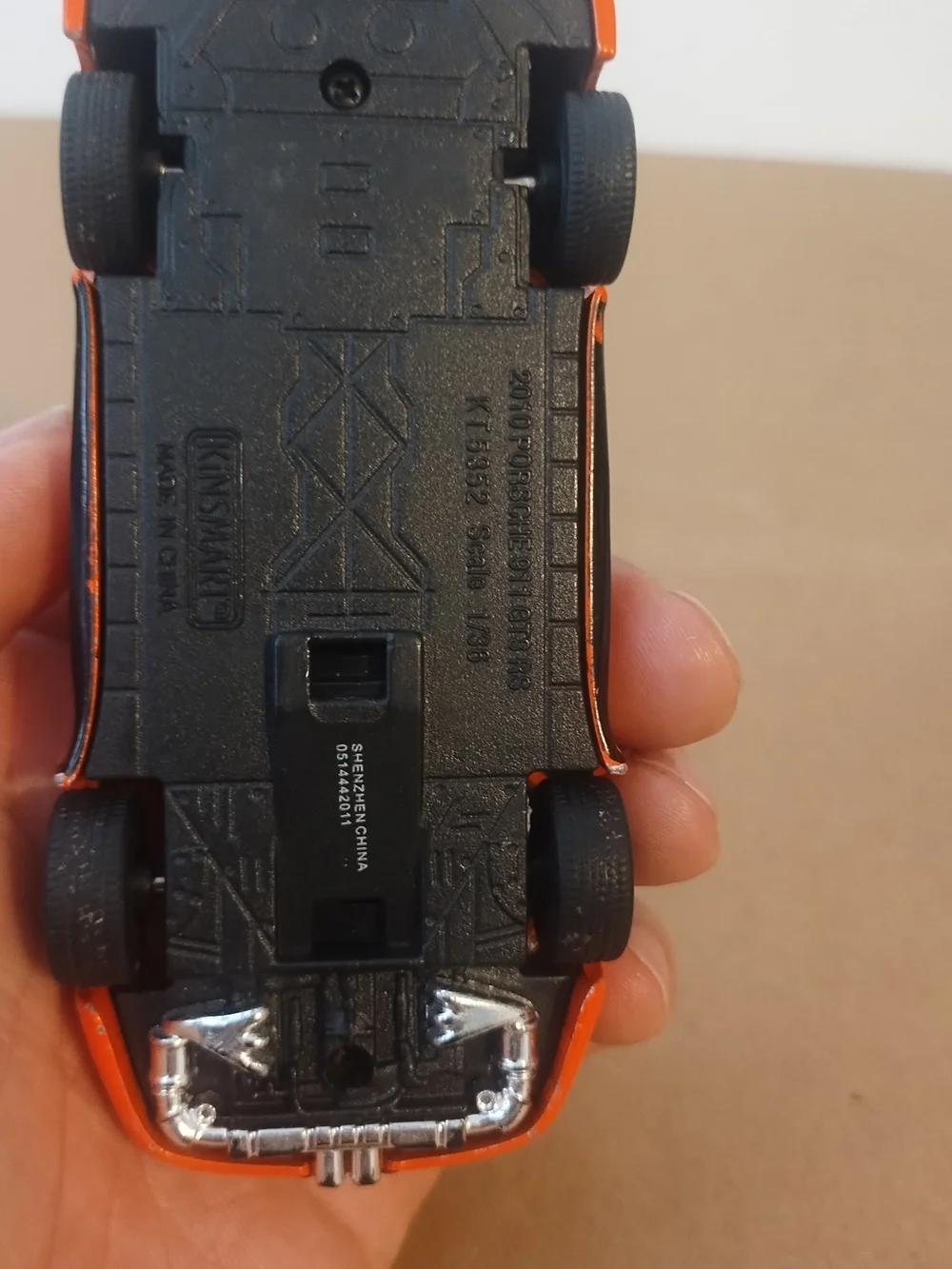 Kinsmart Porsche 911 GT3 RS Model Car Collectible Toy some scratches missing the